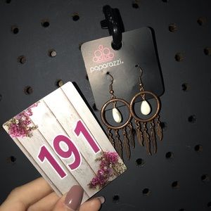 I’m selling jewelry, I need to get rid of it!